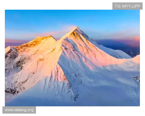 千亿像素看世界官网下载提供丰富高清图片资源,助你轻松欣赏全球各地的壮丽风光